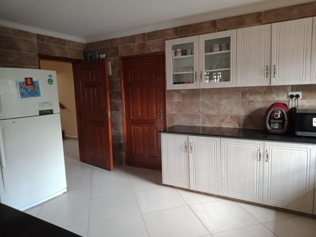 5 Bedrooms House For Sale In Kitengela