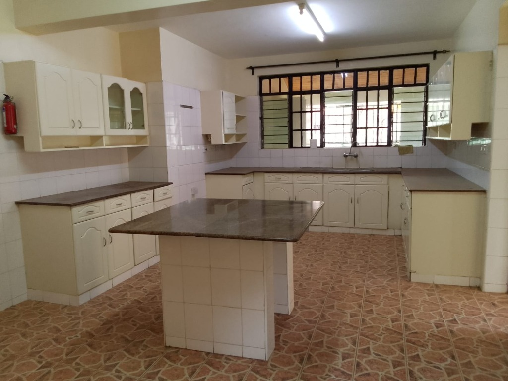 4 Bedrooms House For Rent In Karen